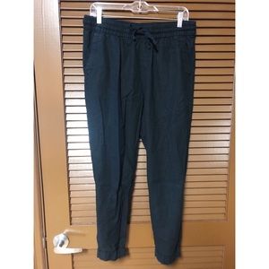 Old Navy High-Waisted Linen Tapered Pants Black